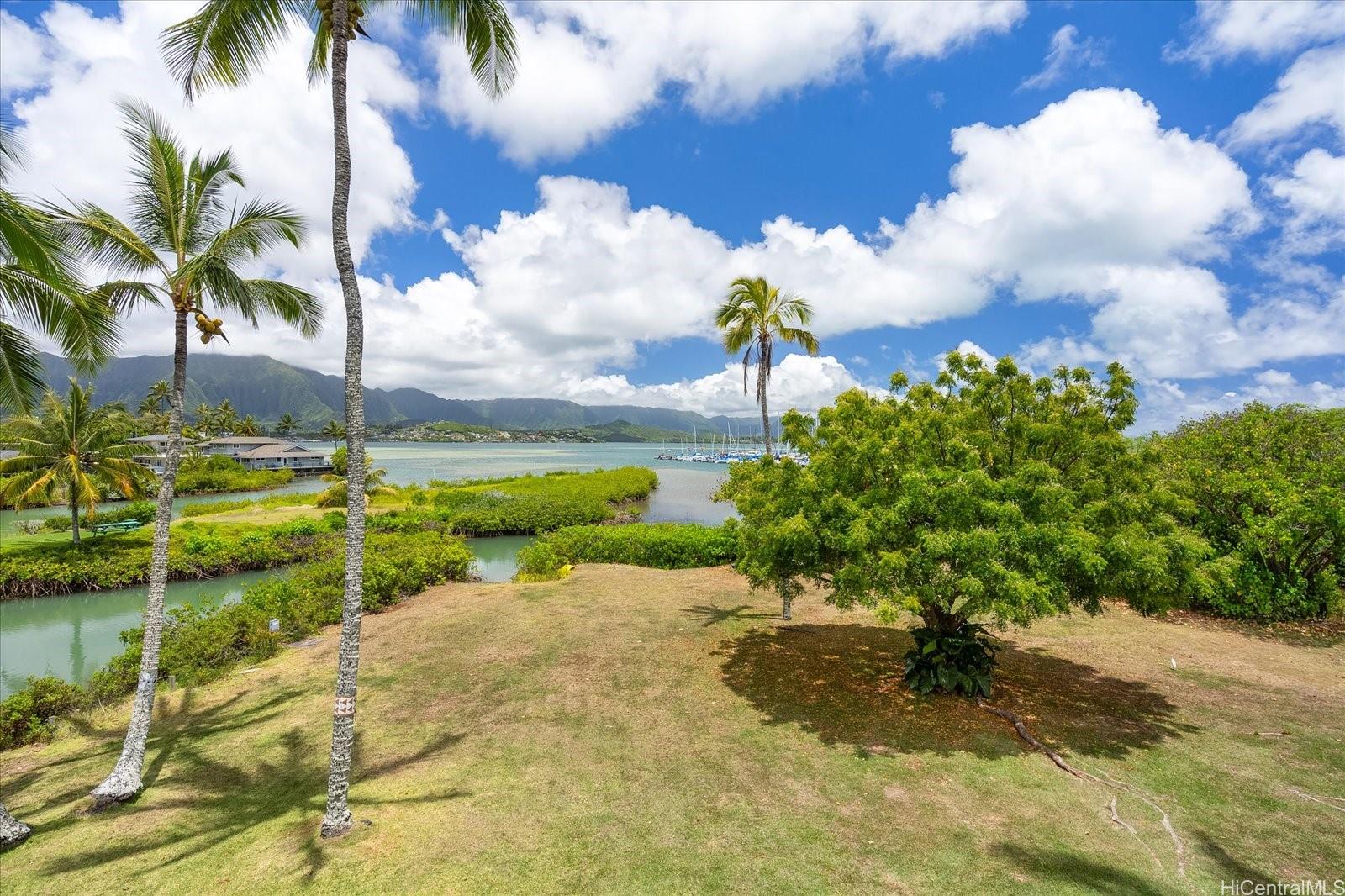 44-519  Kaneohe Bay Drive Mahinui, Kaneohe home - photo 2 of 25