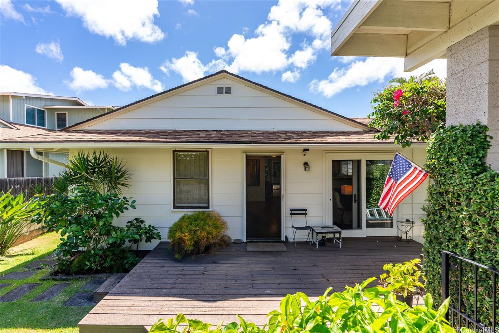 4467  Alakoa Street Waialae Nui-lwr, Diamond Head home - photo 2 of 25