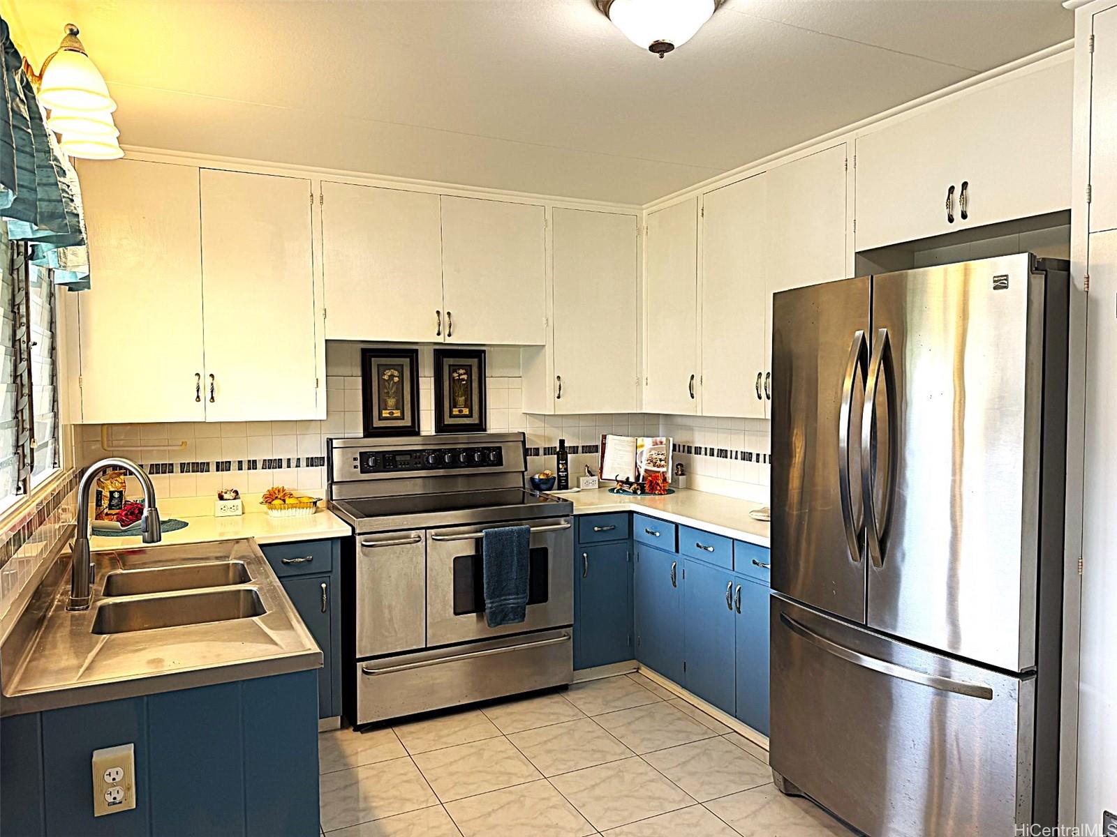 44-715  Alakai Street Mikiola, Kaneohe home - photo 4 of 19