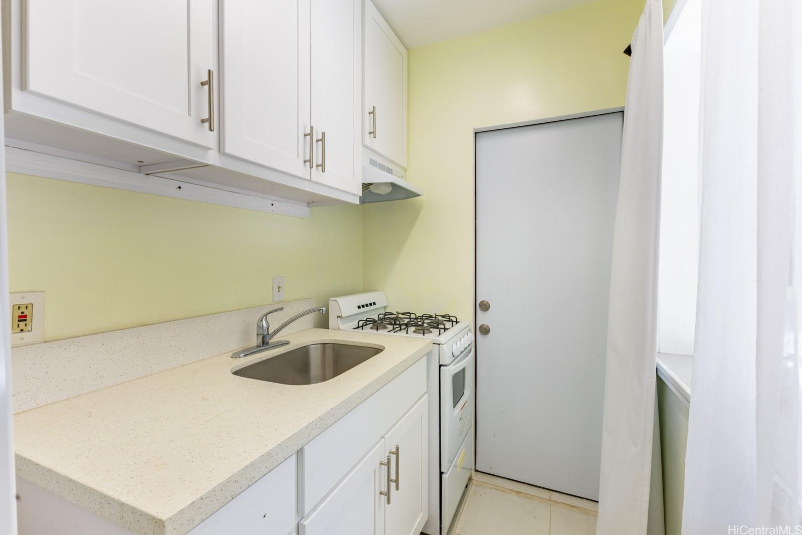 448 Kuamoo Street Honolulu - Multi-family - photo 9 of 22