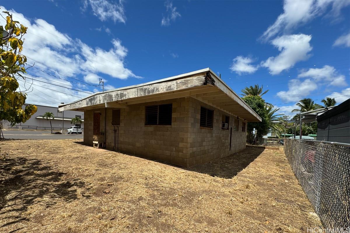 4484 Panako Rd Waimea - Multi-family - photo 2 of 13