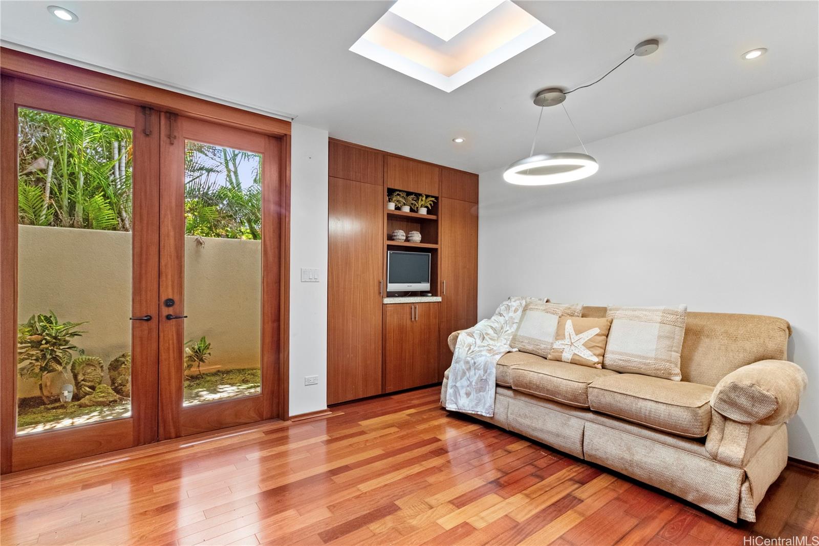 4498  Pahoa Ave Kahala Area, Diamond Head home - photo 16 of 23