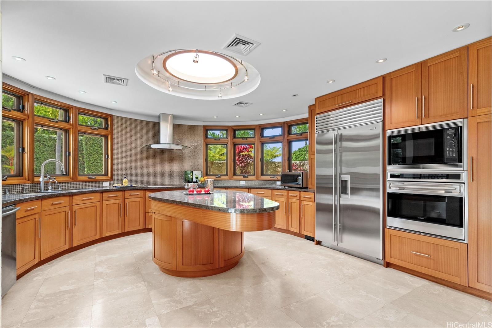 4498  Pahoa Ave Kahala Area, Diamond Head home - photo 8 of 23