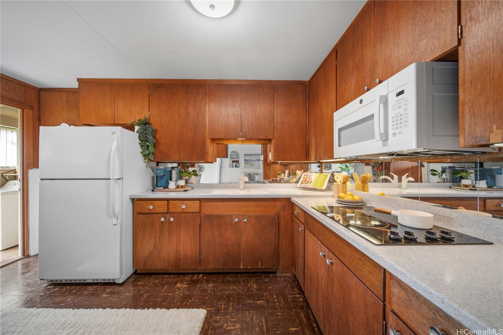 45-020  Malulani Street Kokokahi, Kaneohe home - photo 22 of 25