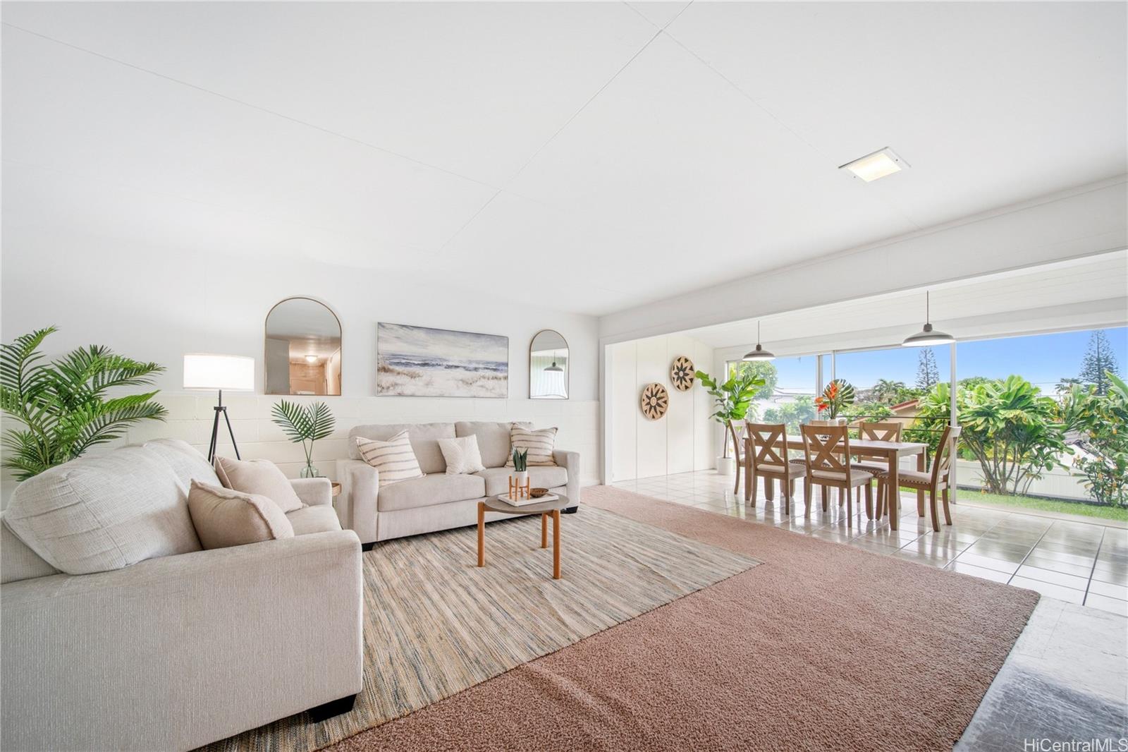 45-020  Malulani Street Kokokahi, Kaneohe home - photo 4 of 25