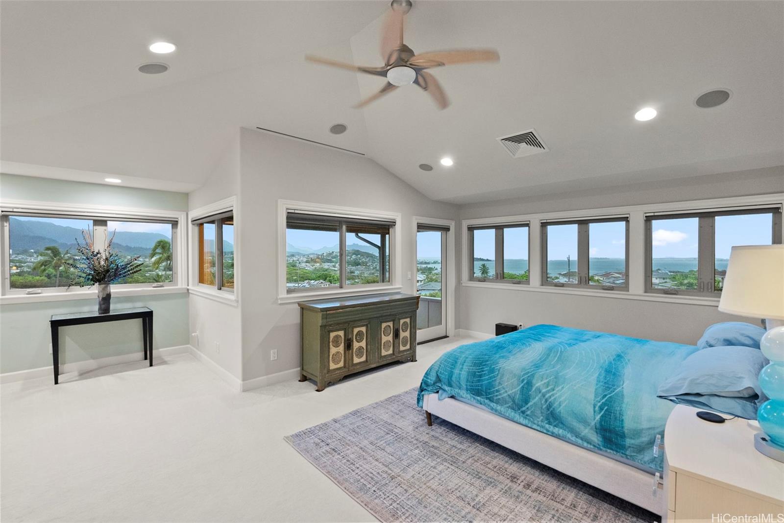 45-020  Namoku Street Kokokahi, Kaneohe home - photo 16 of 25