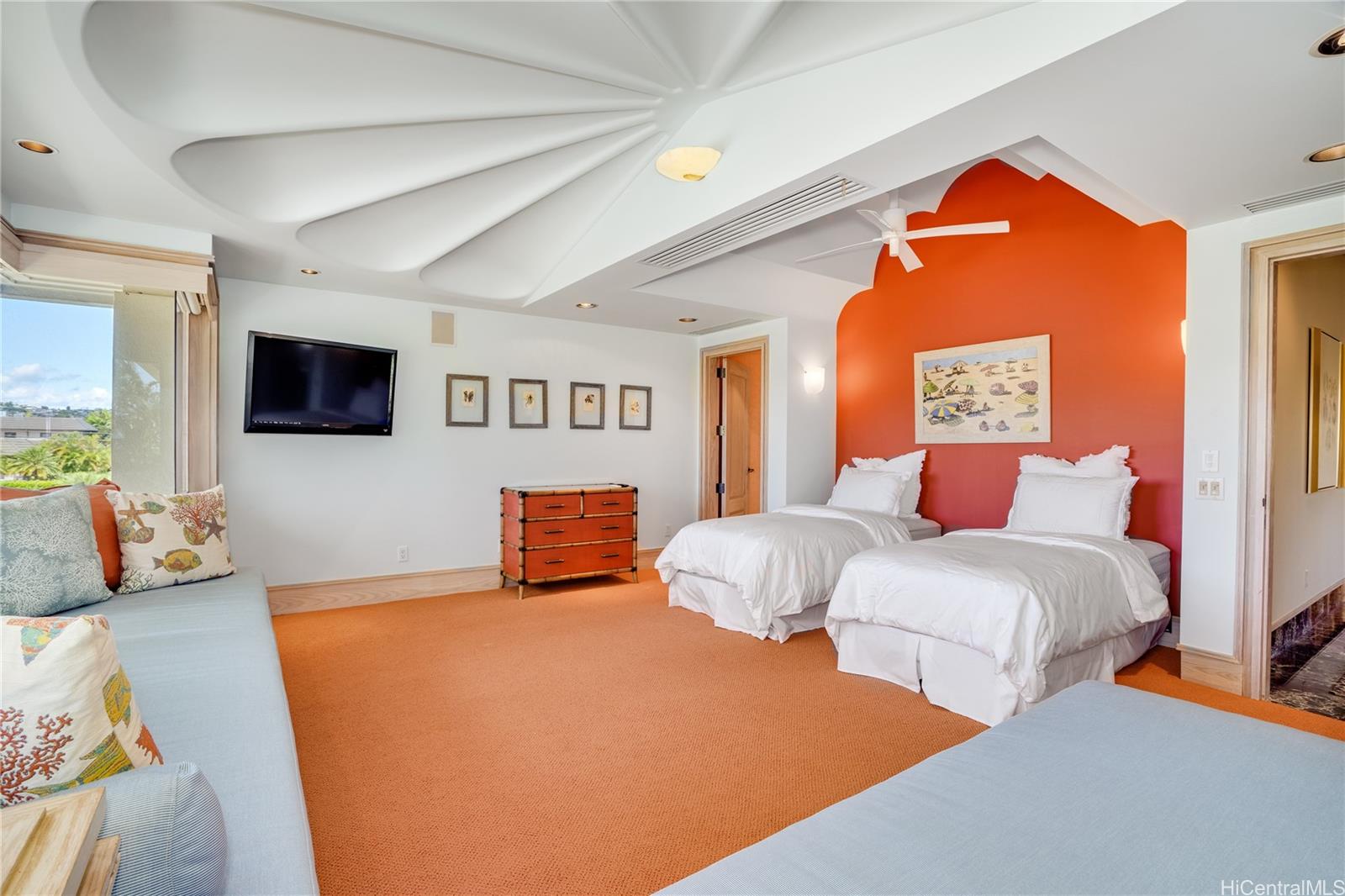 4504  Kahala Ave Kahala Area, Diamond Head home - photo 17 of 25