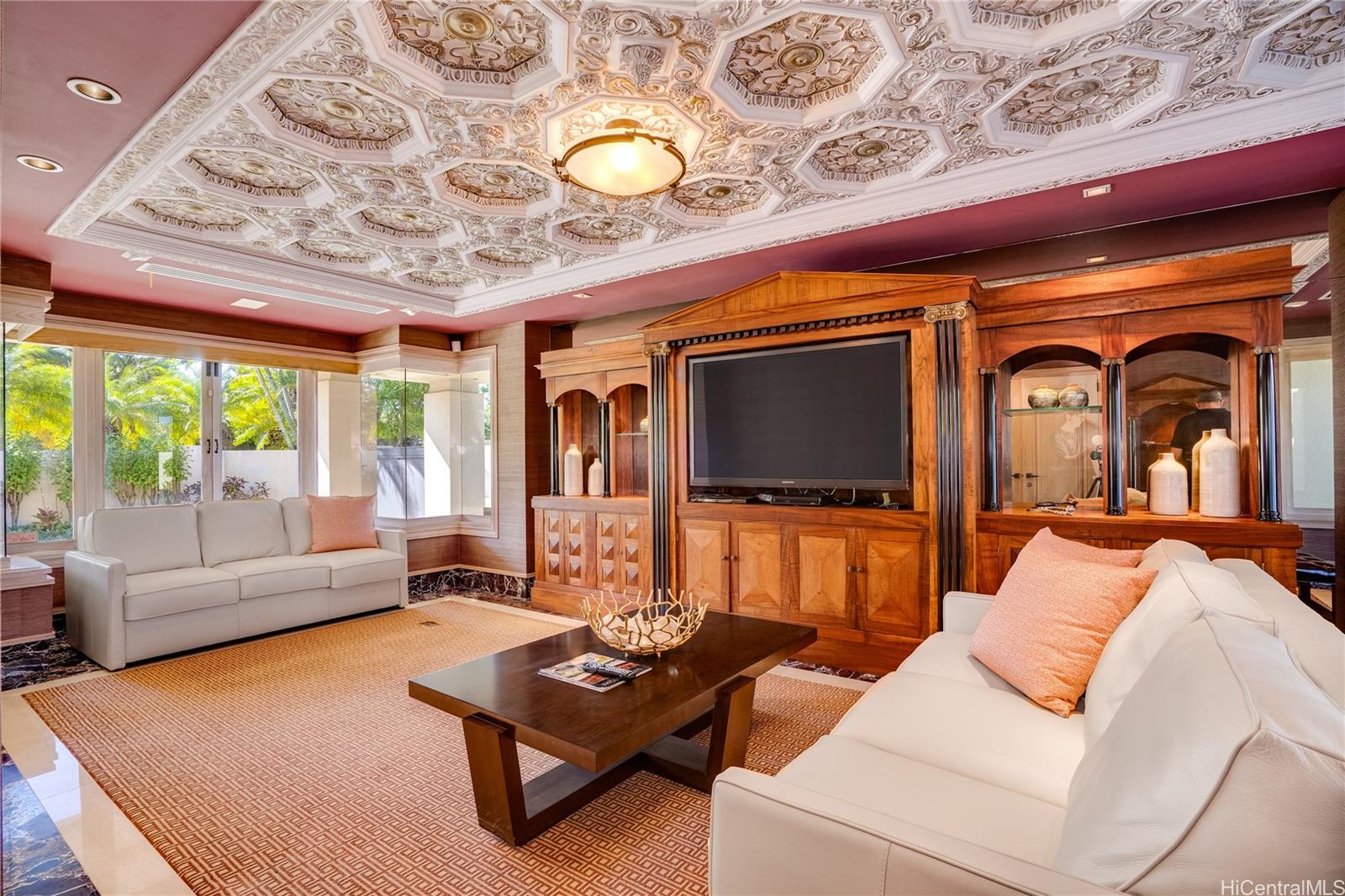 4504  Kahala Ave Kahala Area, Diamond Head home - photo 5 of 12