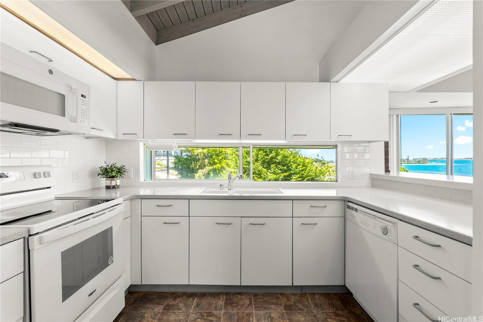 45-081  Lilipuna Road Lilipuna, Kaneohe home - photo 7 of 21