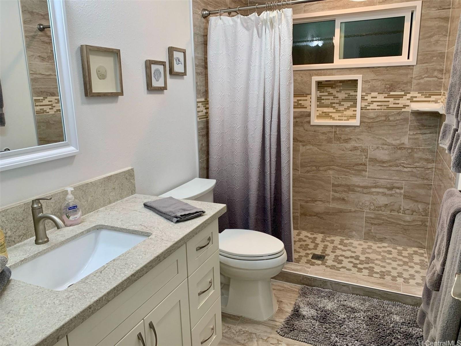 451  Lanae Way Coconut Grove, Kailua home - photo 15 of 25