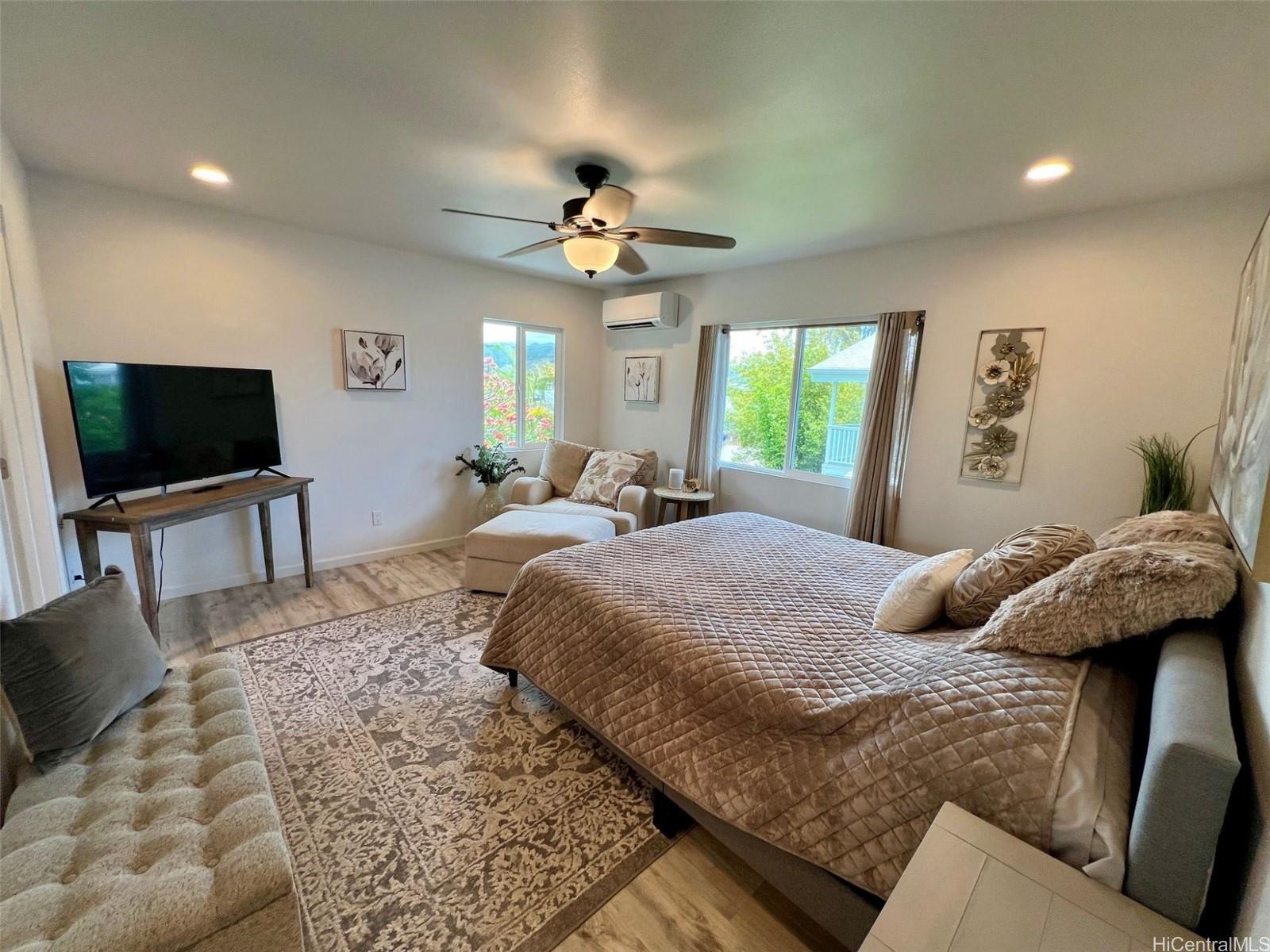 451  Lanae Way Coconut Grove, Kailua home - photo 8 of 25