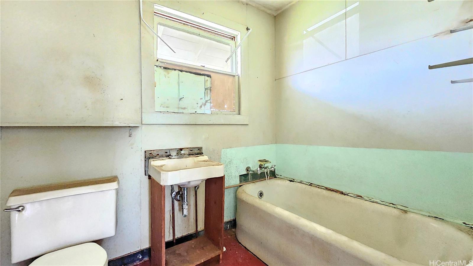 45-1016  Pahuwai Place Halekauwila, Kaneohe home - photo 15 of 25