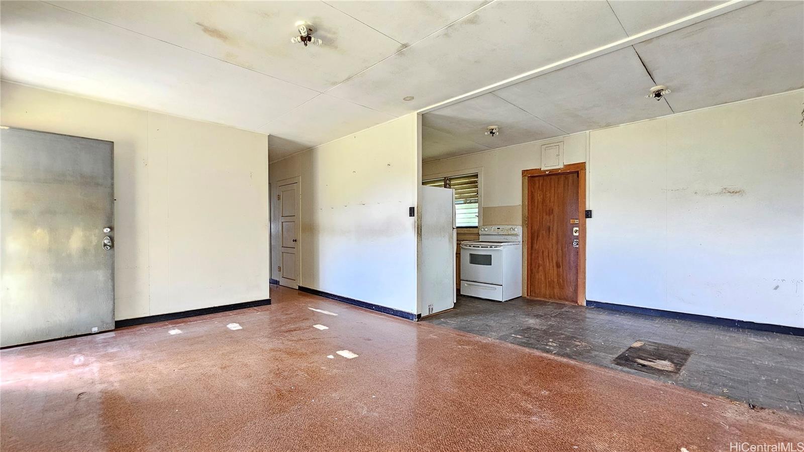 45-1016  Pahuwai Place Halekauwila, Kaneohe home - photo 3 of 25