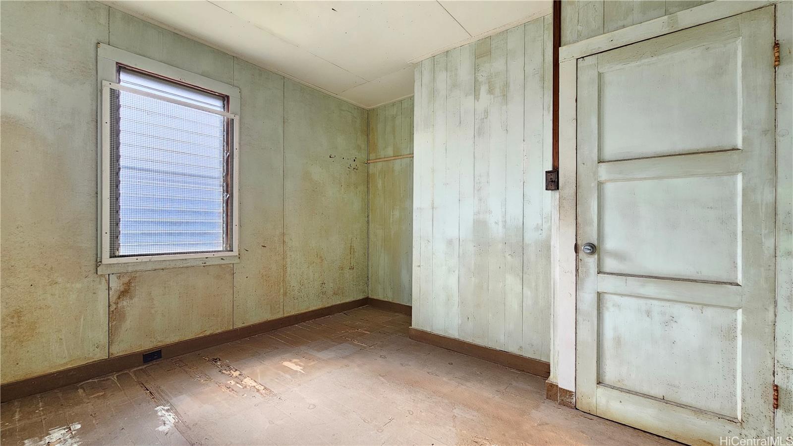 45-1016  Pahuwai Place Halekauwila, Kaneohe home - photo 8 of 25