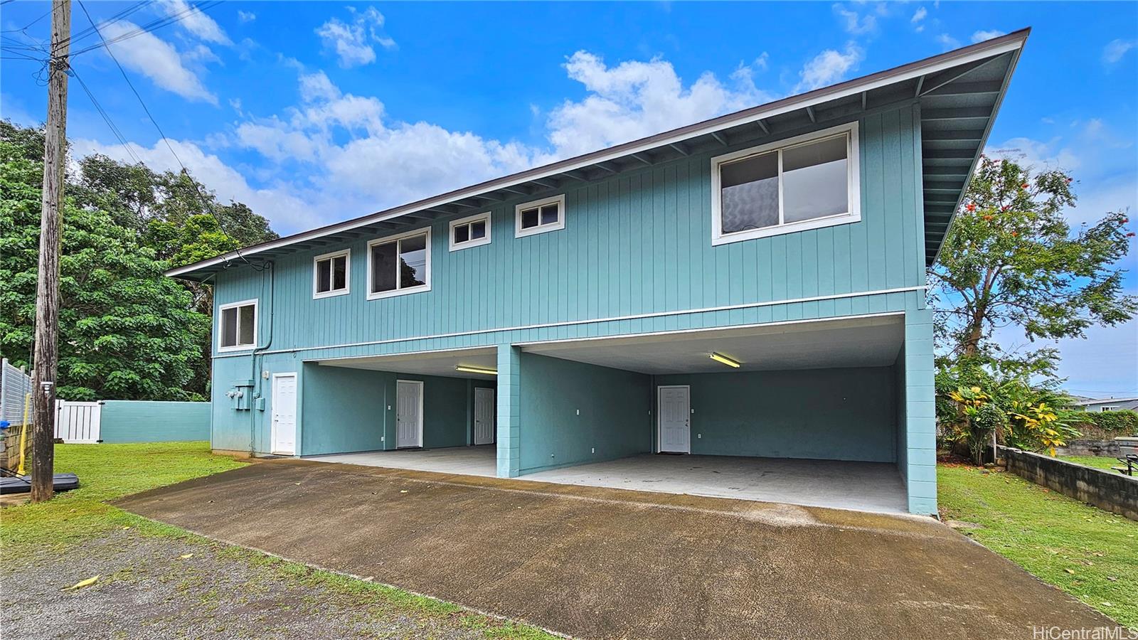 45-1016/45-1016A  Anoi Road Halekauwila,  home - photo 1 of 24