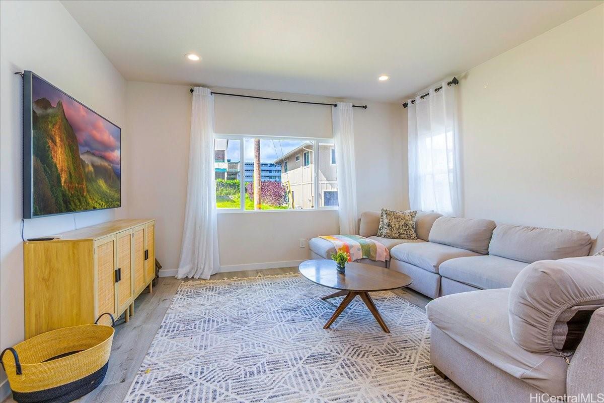 45-1050  Anoi Road Halekauwila, Kaneohe home - photo 4 of 25