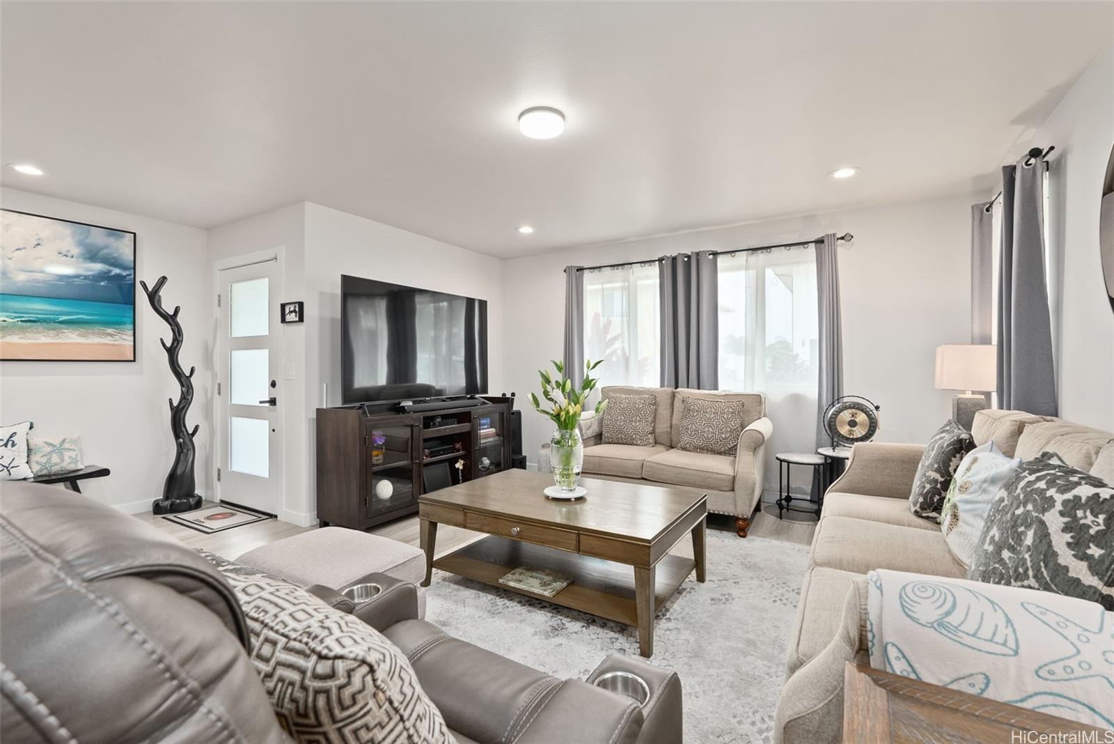 45-1050  Anoi Road Halekauwila, Kaneohe home - photo 3 of 25