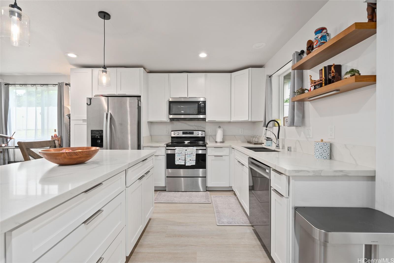 45-1050  Anoi Road Halekauwila, Kaneohe home - photo 7 of 25