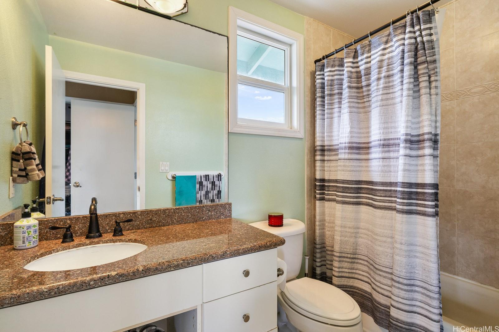 45-107  Waikalua Rd Waikalua, Kaneohe home - photo 16 of 25