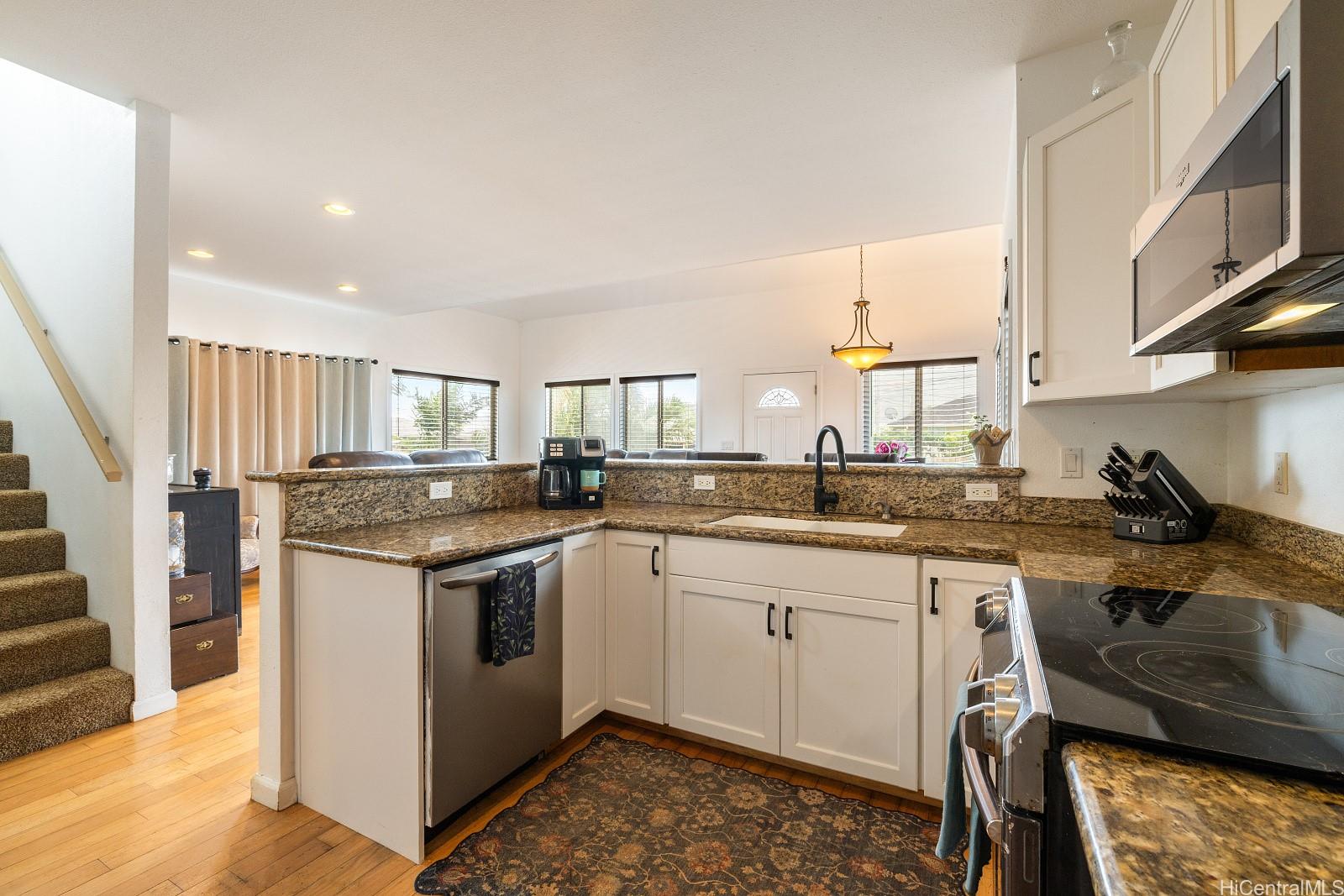 45-107  Waikalua Rd Waikalua, Kaneohe home - photo 8 of 25