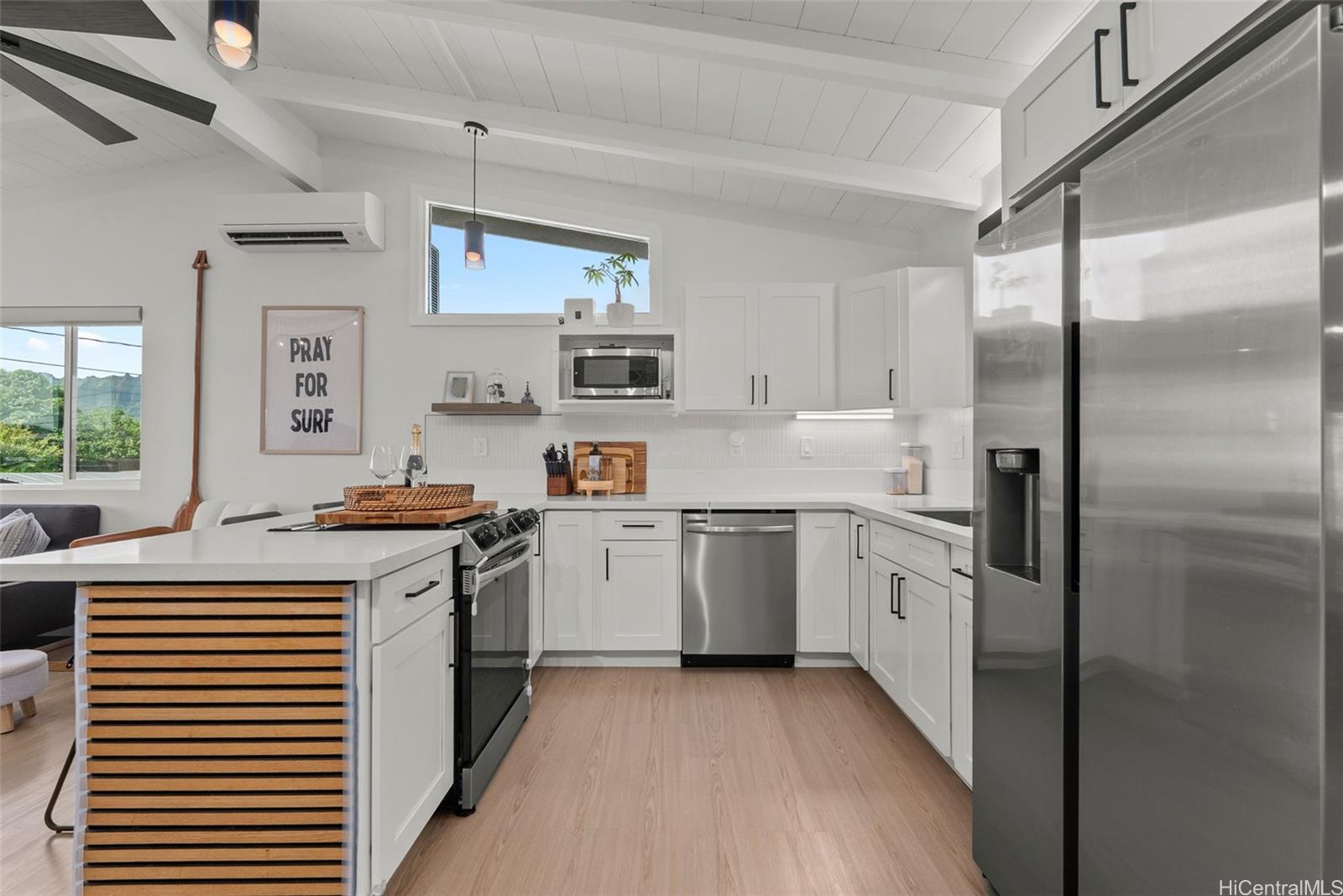 45-1126  Maka Street Lilipuna, Kaneohe home - photo 6 of 25