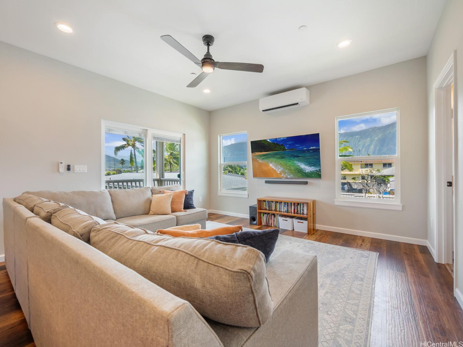 45-115C  Waikalua Road Waikalua, Kaneohe home - photo 6 of 25