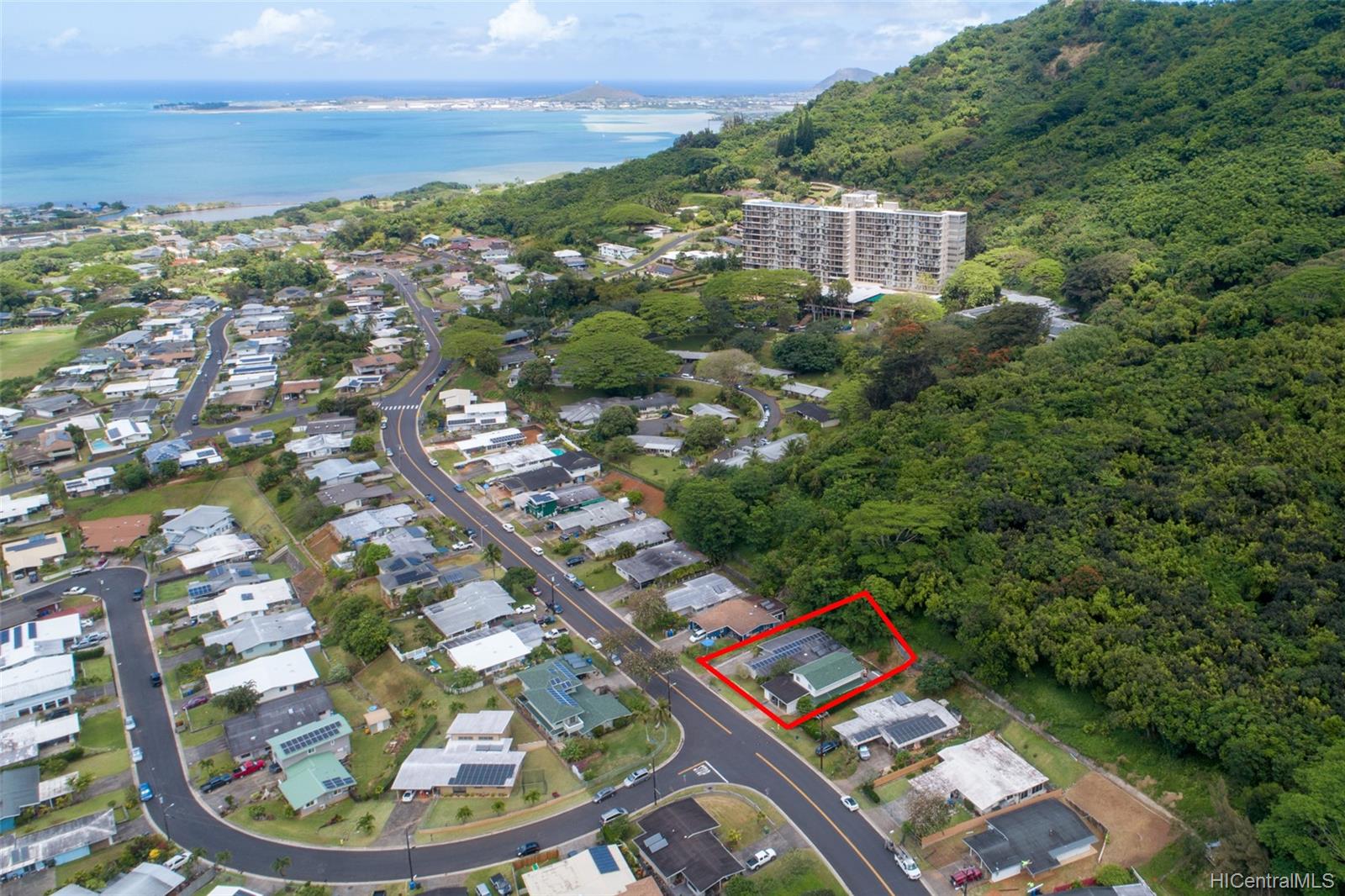 45138 Namoku Street , Kaneohe, Hi 96744 Pikoiloa