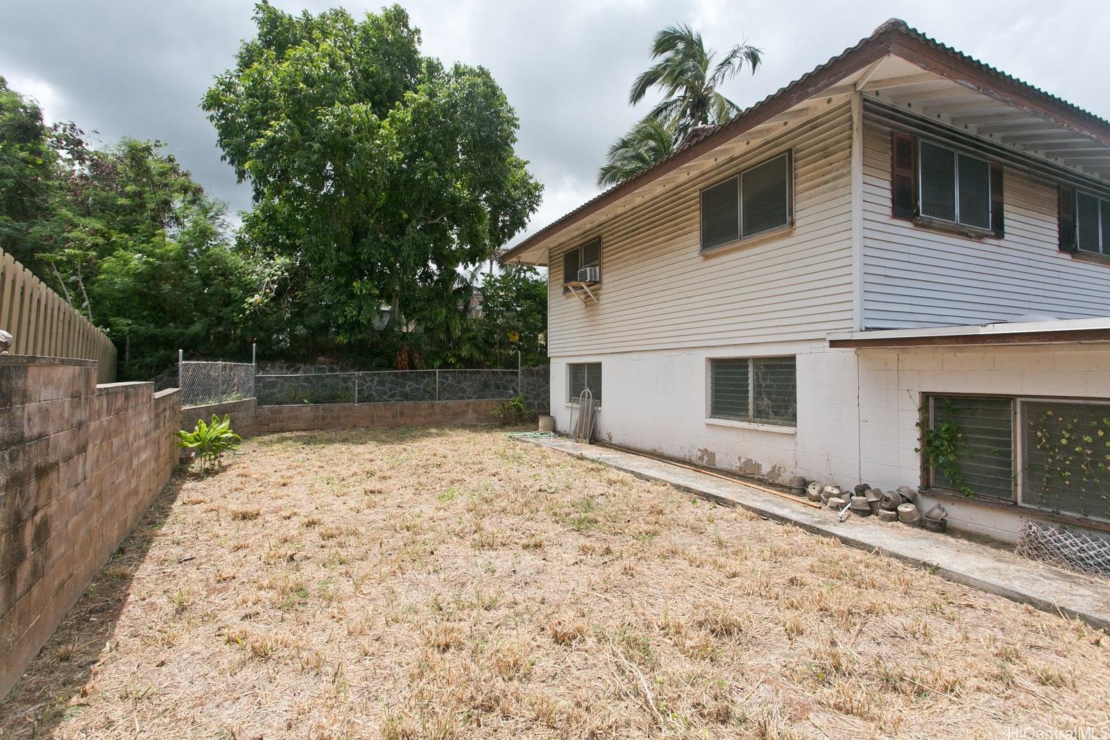 45-180  Kaneohe Bay Drive Bay View Estates, Kaneohe home - photo 2 of 7