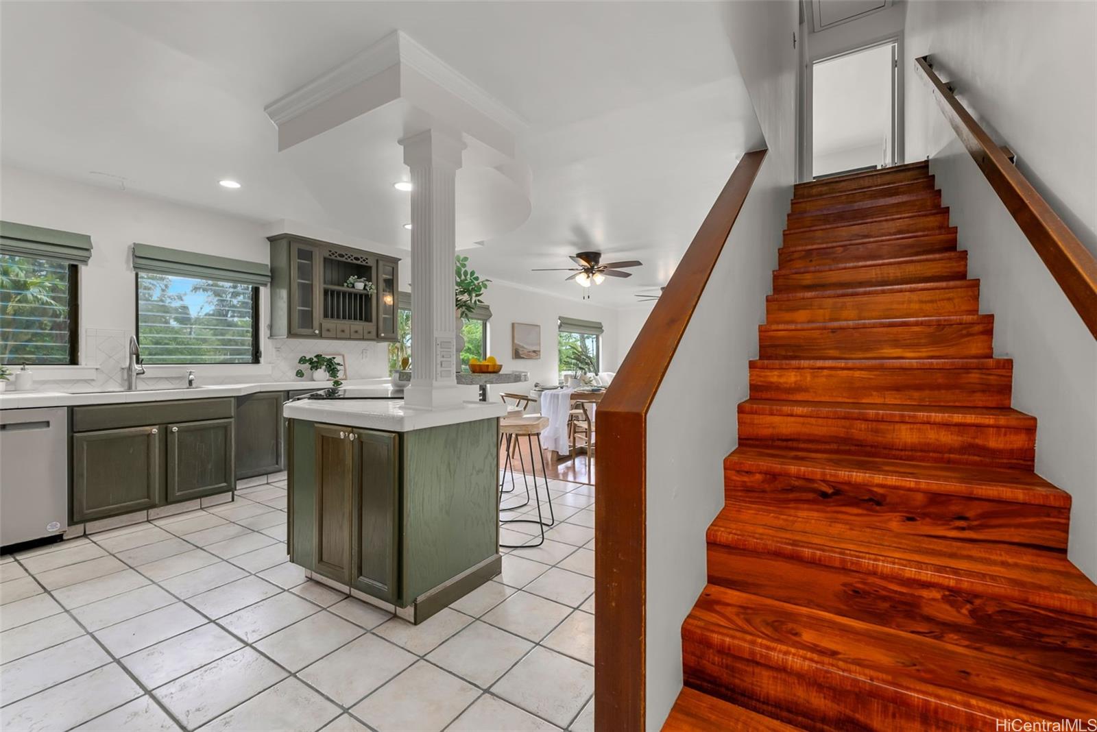 Kauhale Beach Cove condo # 24, Kaneohe, Hawaii - photo 7 of 25