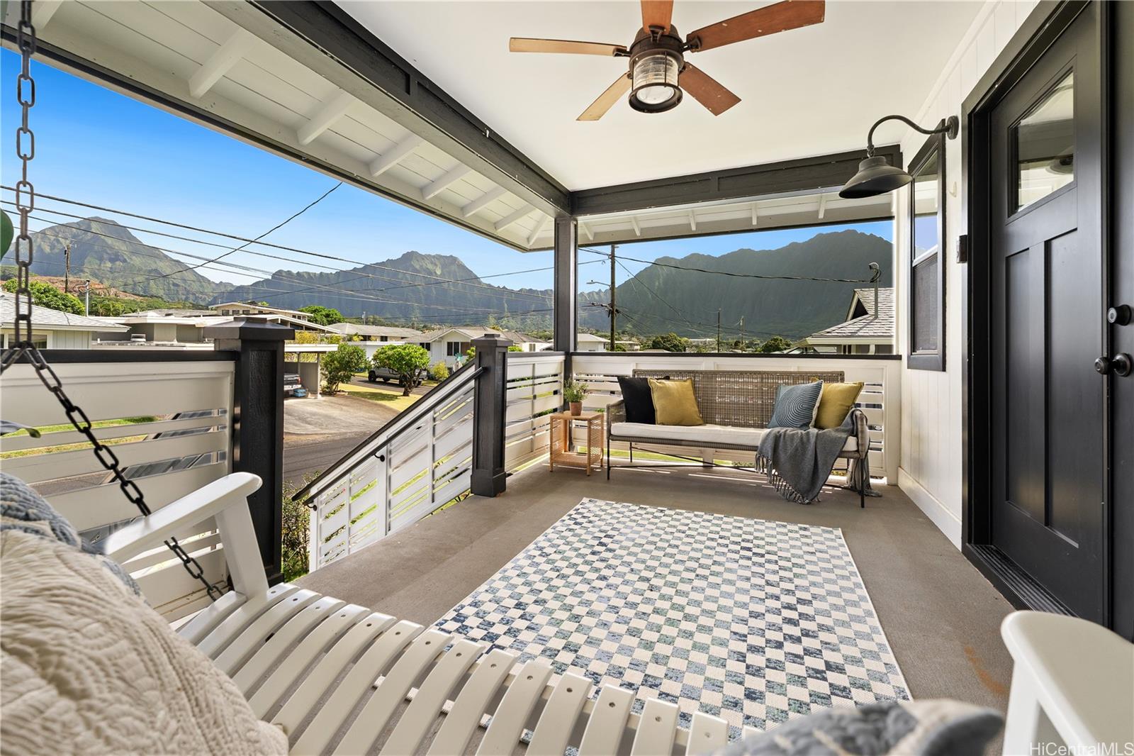 45-237  Popoki Place Mokulele, Kaneohe home - photo 2 of 22