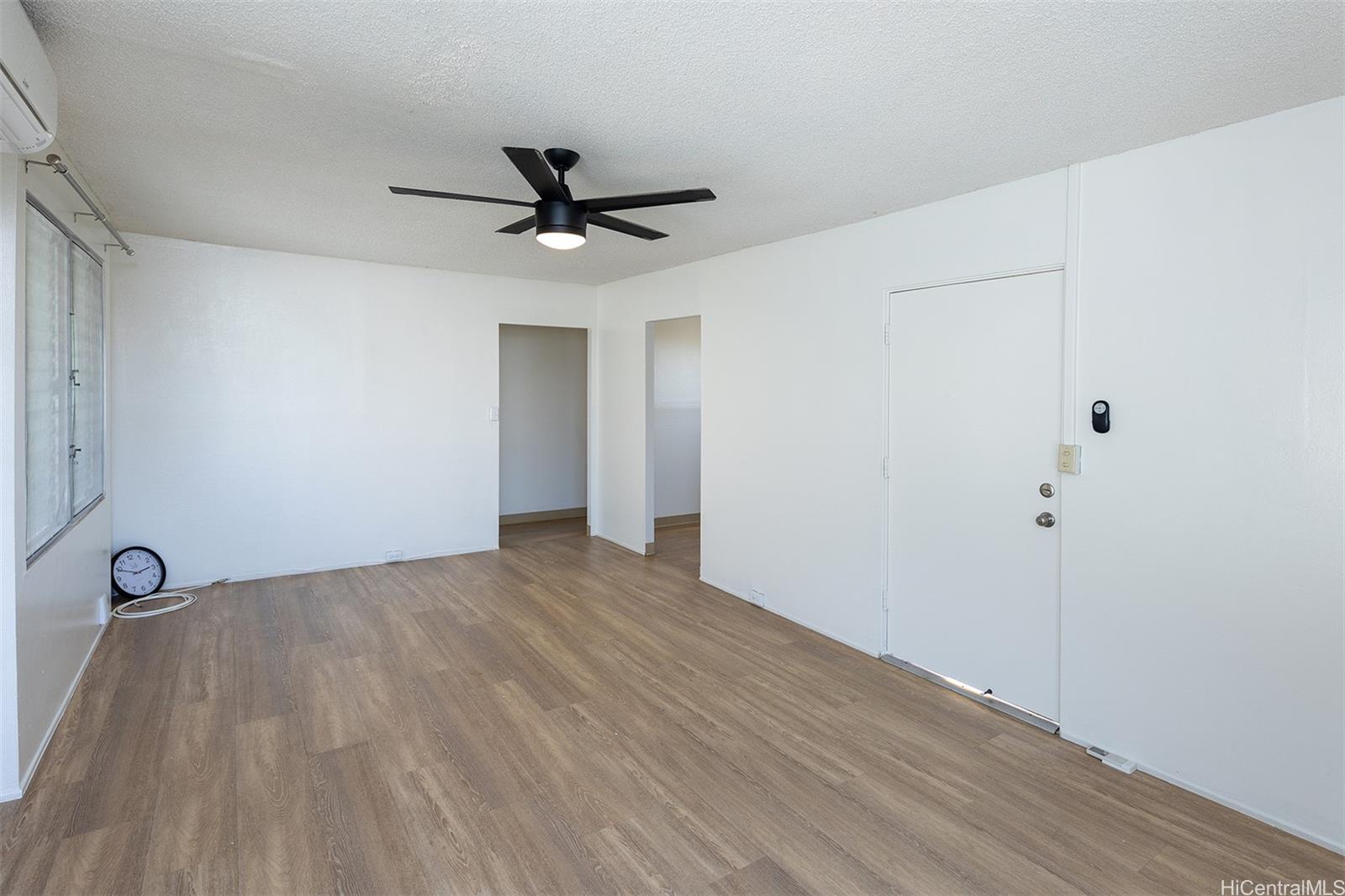 4525 Aliikoa St Honolulu - Rental - photo 2 of 12