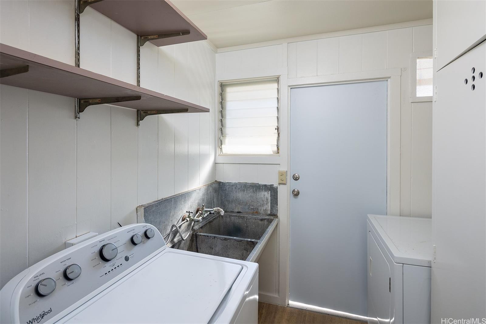 4525 Aliikoa St Honolulu - Rental - photo 10 of 12