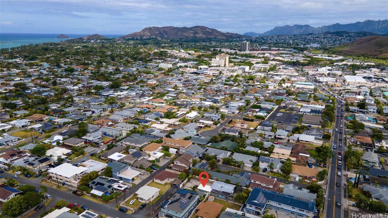 453  Ulupaina Street Coconut Grove, Kailua home - photo 5 of 21