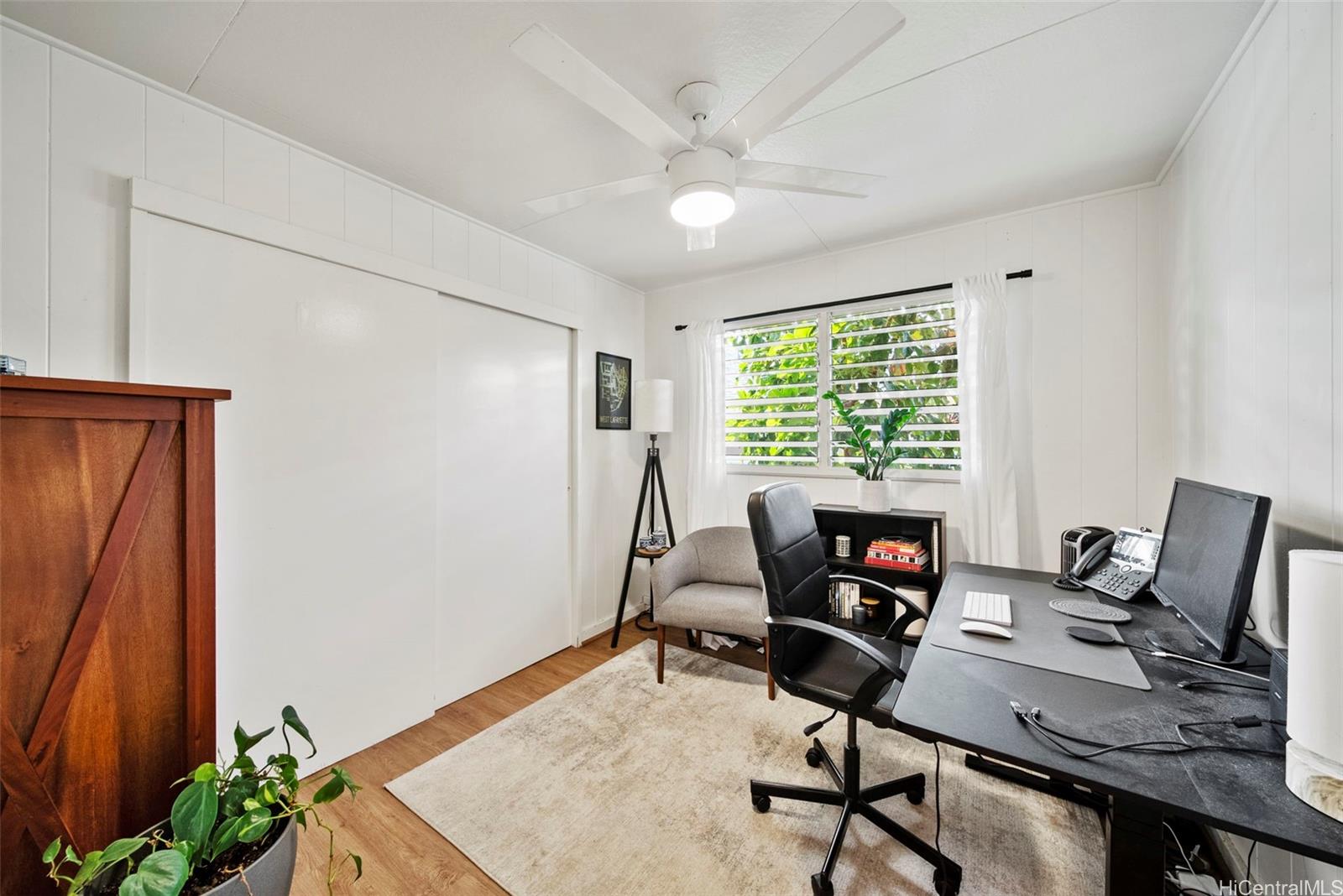 453  Ulupaina Street Coconut Grove, Kailua home - photo 8 of 21