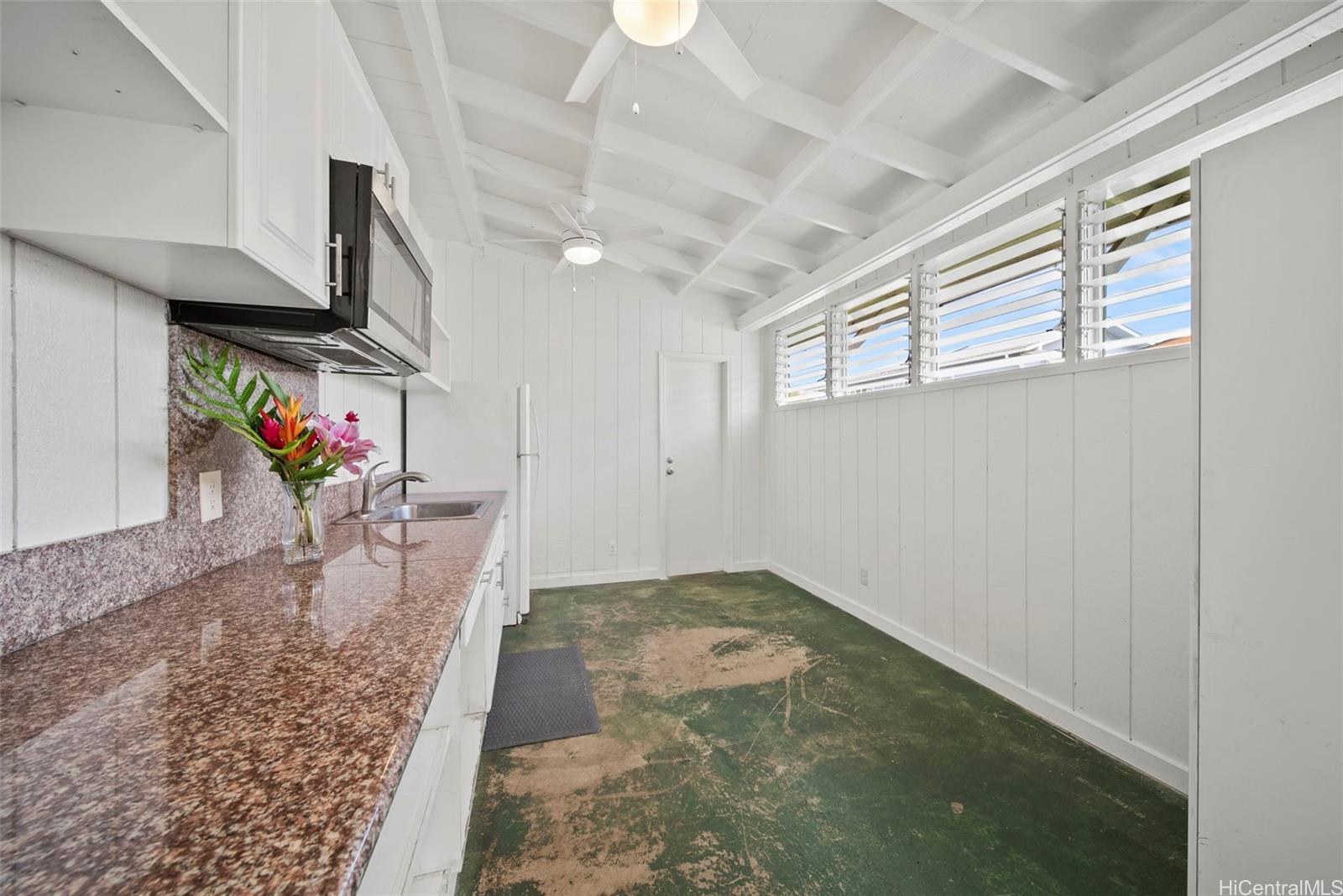 453  Ulupaina Street Coconut Grove, Kailua home - photo 15 of 21