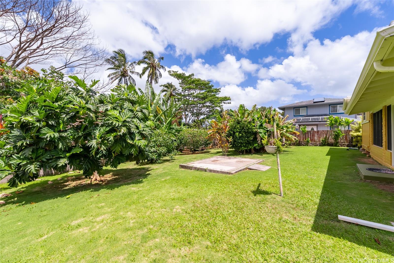 45-313  Nakuluai Street Pikoiloa, Kaneohe home - photo 22 of 23