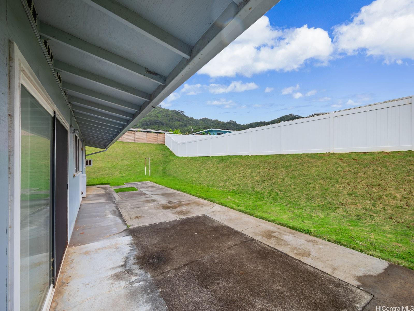 45-330  Lehuuila Street Pikoiloa, Kaneohe home - photo 19 of 24