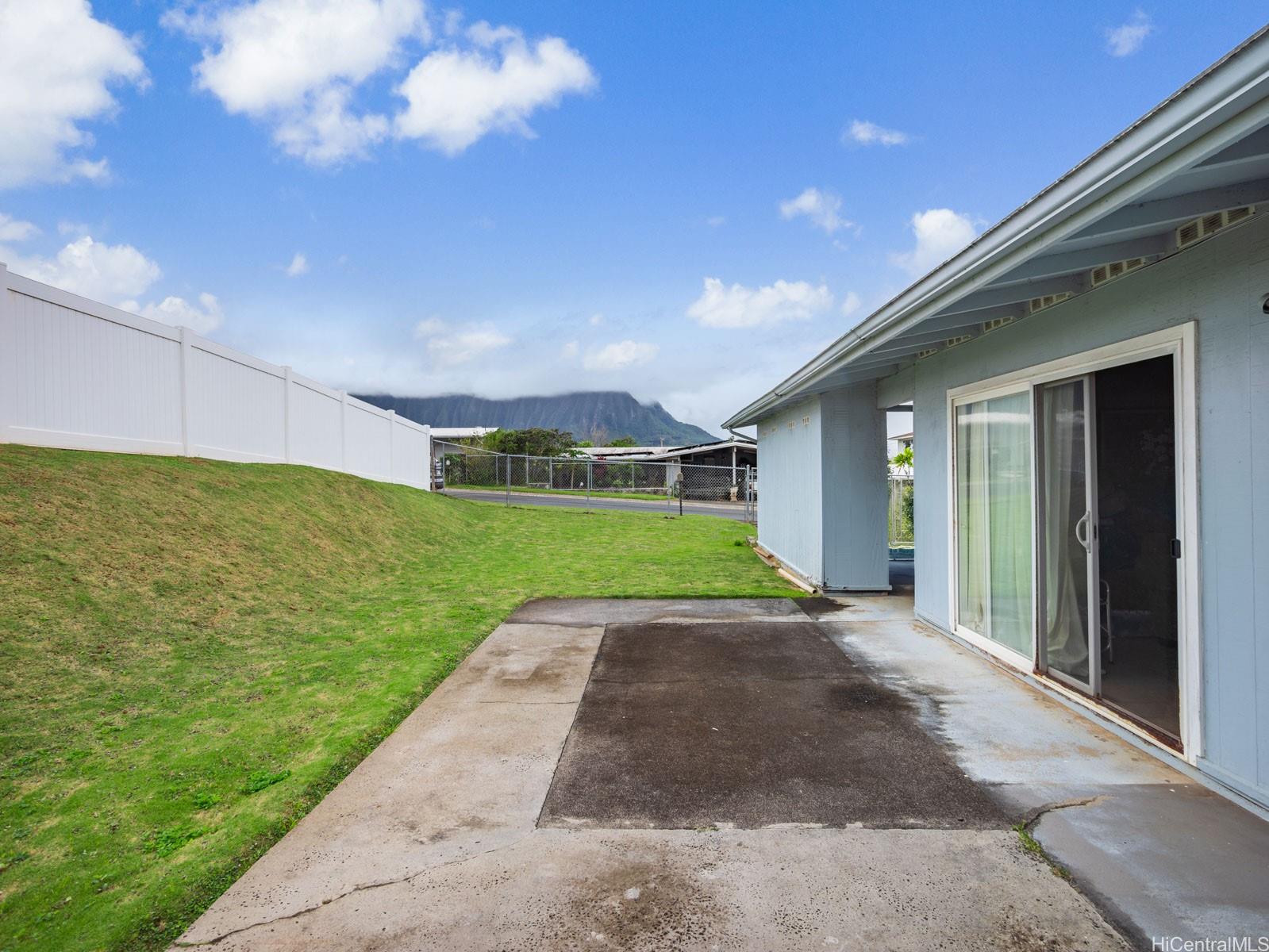 45-330  Lehuuila Street Pikoiloa, Kaneohe home - photo 10 of 24