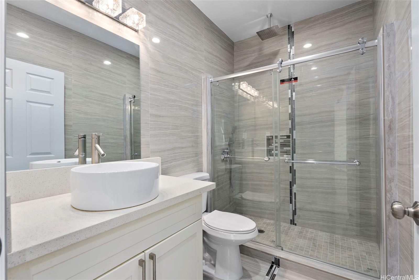 45-333  Mahalani Street Mahalani, Kaneohe home - photo 20 of 25