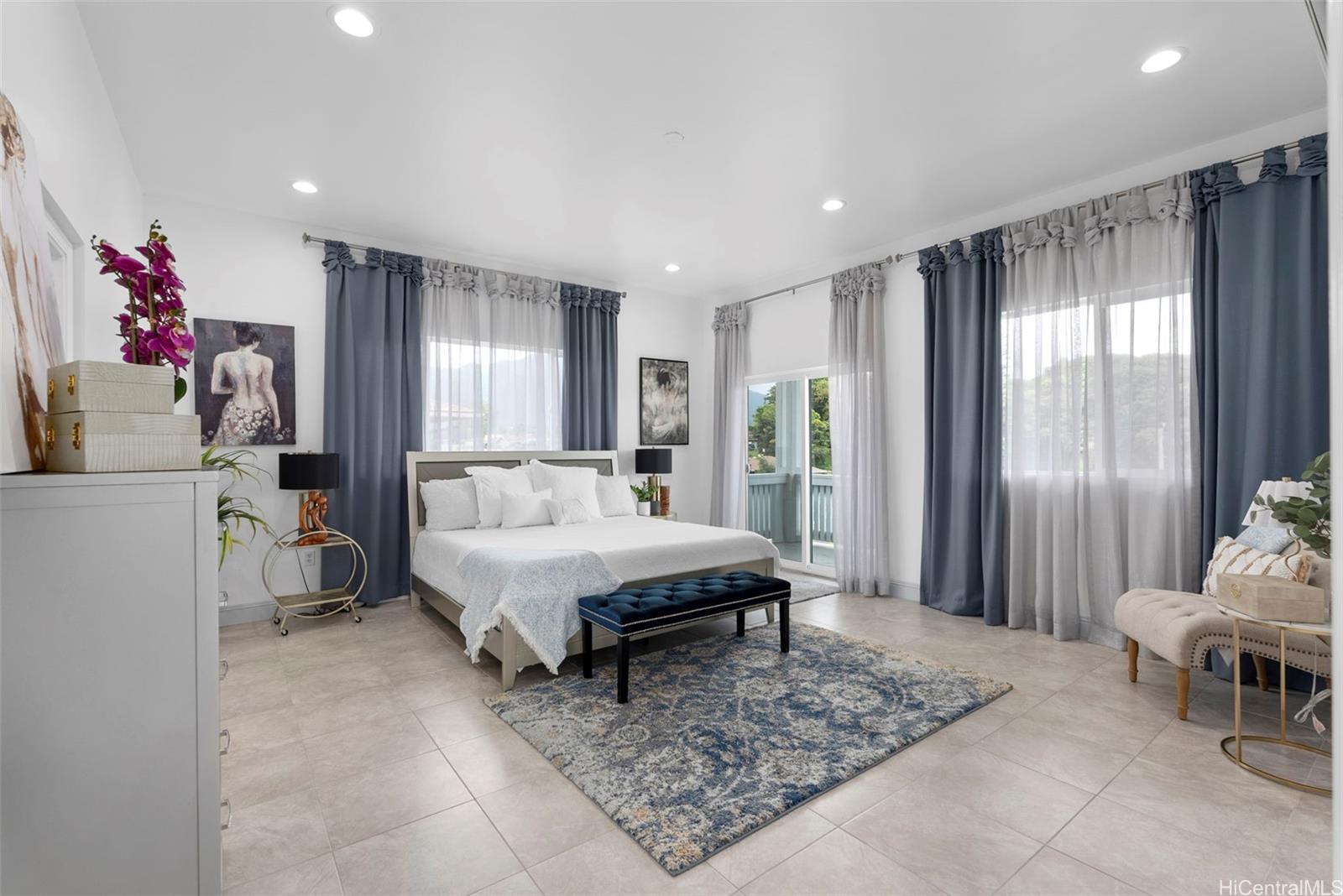 45-333  Mahalani Street Mahalani, Kaneohe home - photo 9 of 25