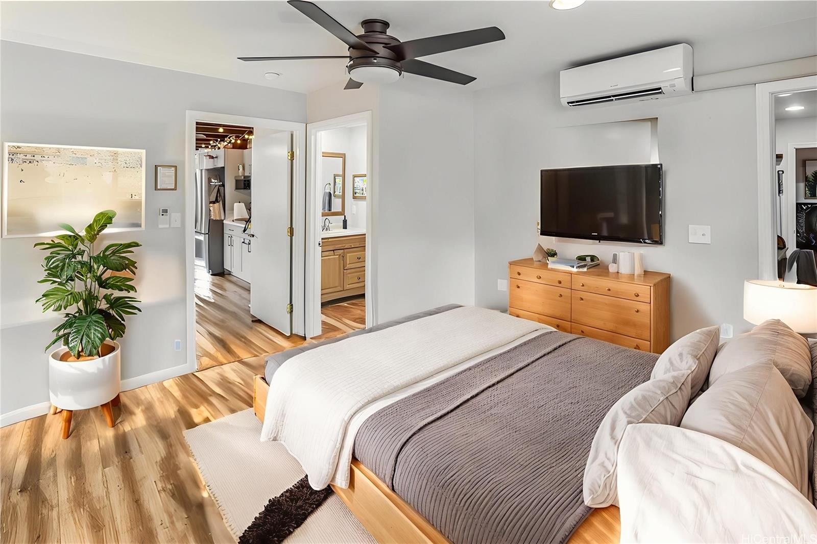 45-340  Lehuuila Street Pikoiloa, Kaneohe home - photo 2 of 24