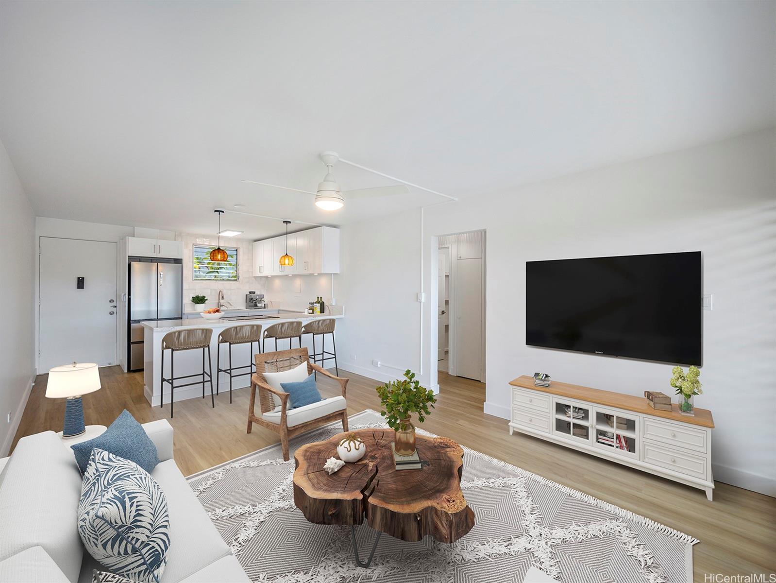 Cliff View Terrace condo # 204, Kaneohe, Hawaii - photo 2 of 25