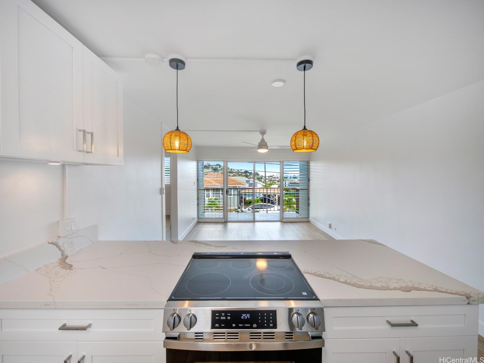 Cliff View Terrace condo # 204, Kaneohe, Hawaii - photo 11 of 25