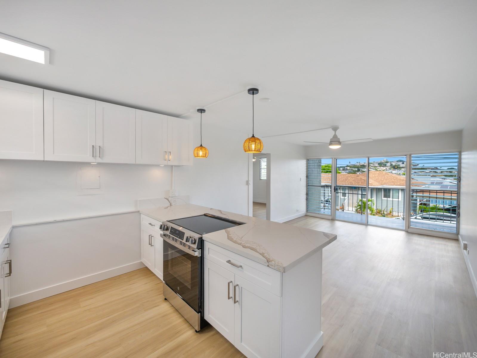 Cliff View Terrace condo # 204, Kaneohe, Hawaii - photo 10 of 25