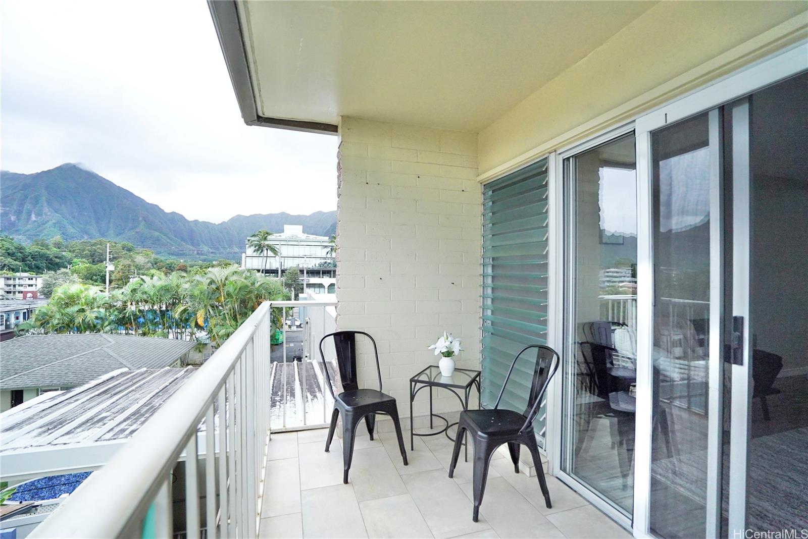 Cliff View Terrace condo # 210, Kaneohe, Hawaii - photo 9 of 22