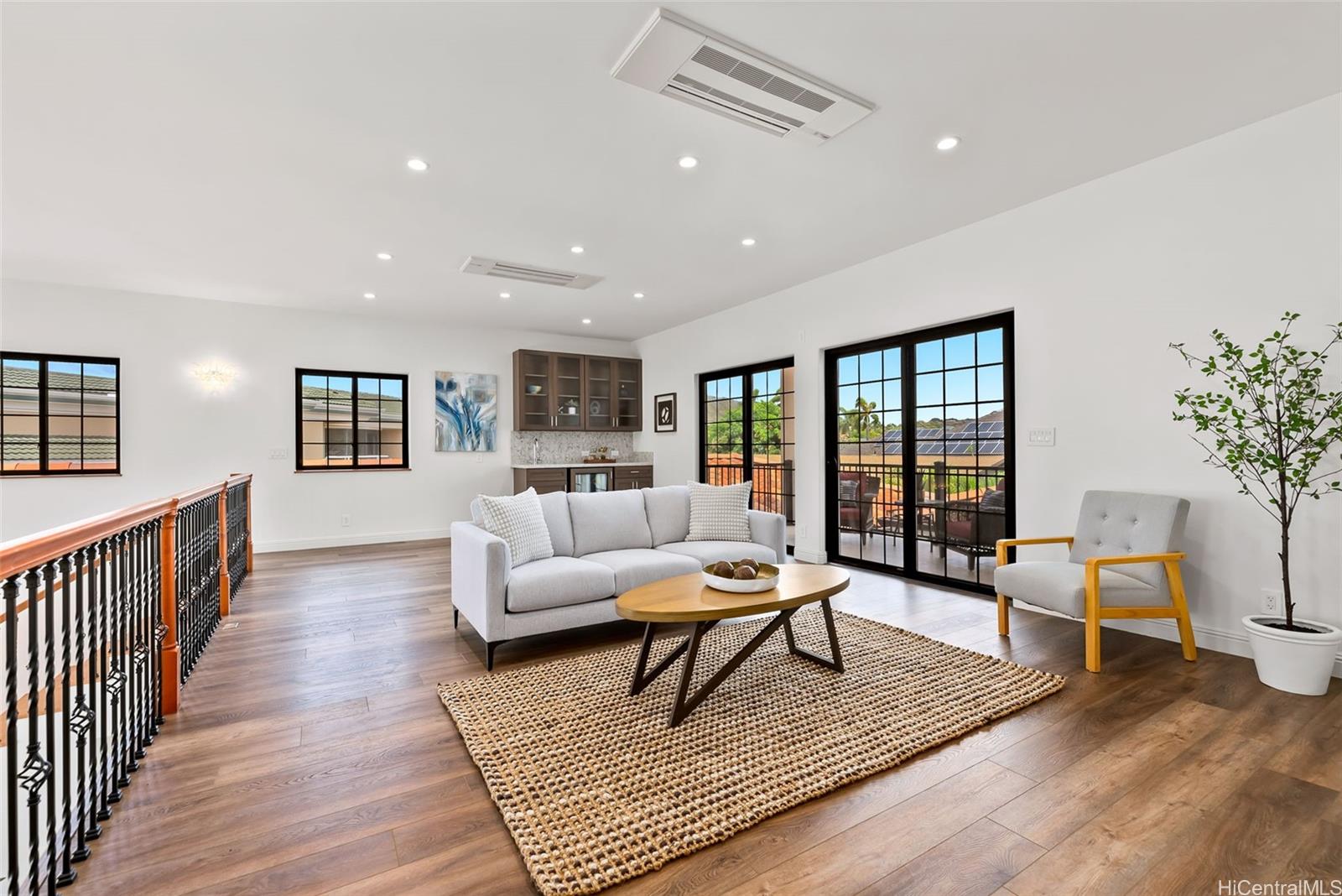 4536  Kolohala Street Kahala Area, Diamond Head home - photo 16 of 25