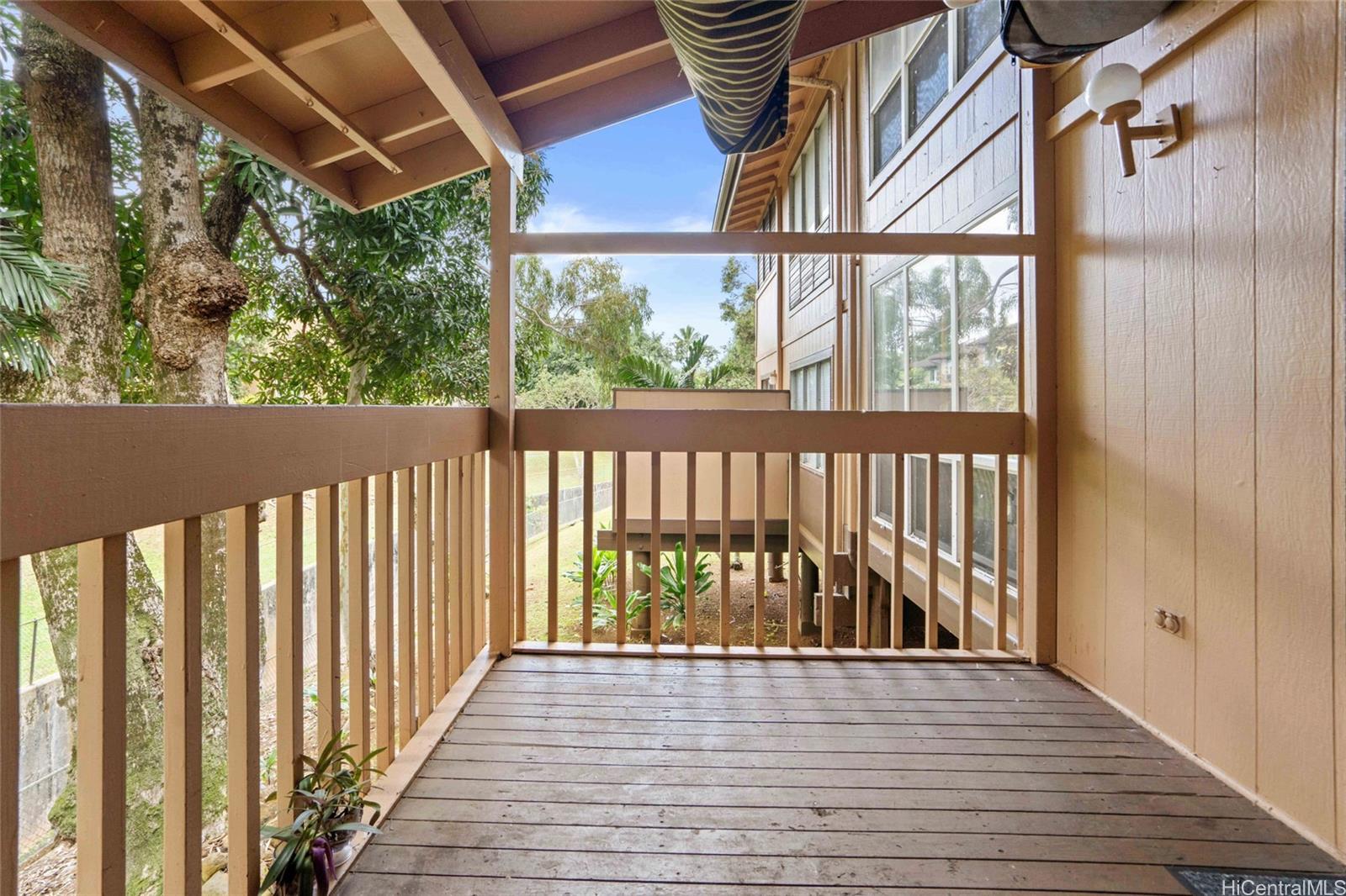 Associa townhouse # 34, Kaneohe, Hawaii - photo 18 of 22