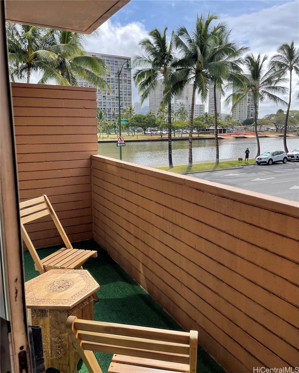 454 Namahana Street Honolulu - Rental - photo 5 of 17