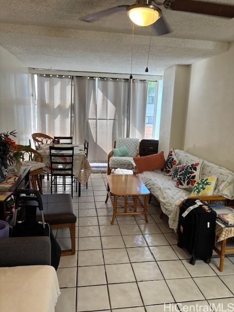 Regency Ala Wai condo # 501, Honolulu, Hawaii - photo 3 of 5