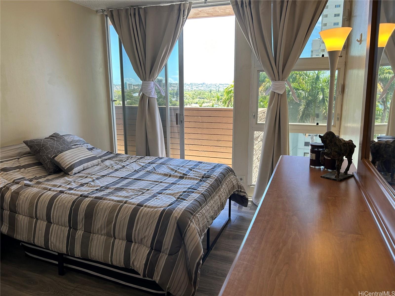 Regency Ala Wai condo # 701, Honolulu, Hawaii - photo 21 of 25